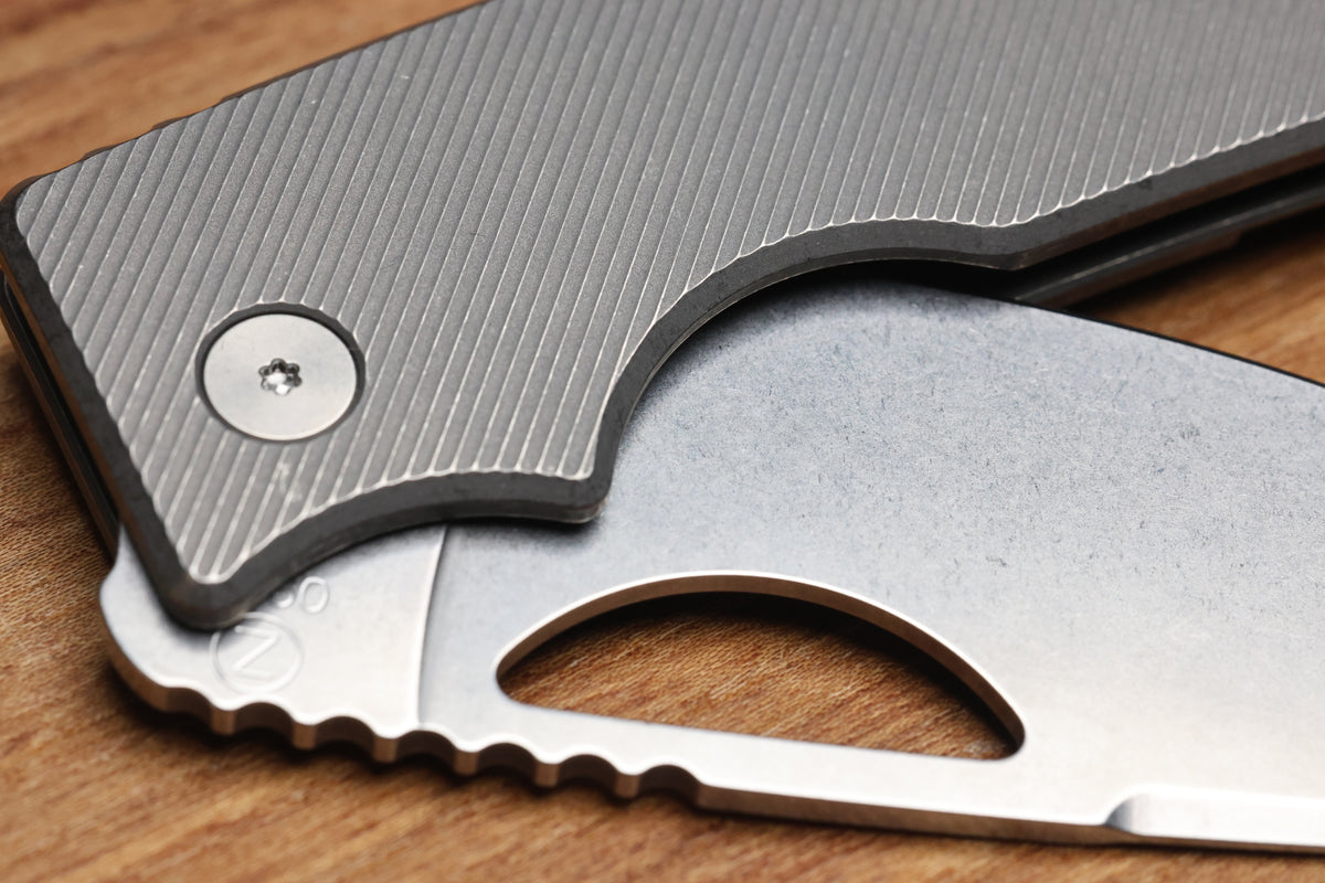 OZ MACHINE COMPANY ROOSEVELT XL ANGLE MILLED TITANIUM VANAX BLADE #971 (PREOWNED)
