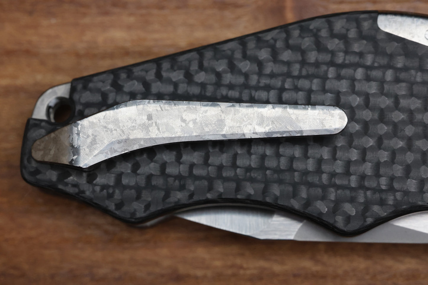 YAN's GTC CABOT CARBON FIBER CRYSTALIZED TITANIUM HANDLE S90V BLADE