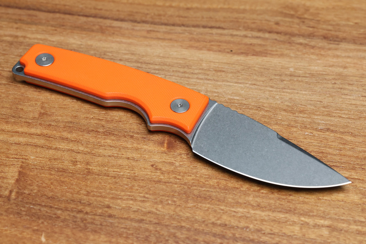 OZ MACHINE COMPANY ROOSEVELT FIXED BLADE ORANGE G10 MAGNACUT #153 (PREOWNED)