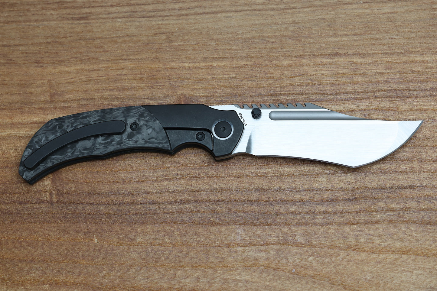 MERRIKEN KNIVES MINI ULTIMATUM - HAND RUB MAGNACUT BLADE GRIND NO. 2 - BLACK TECHNOCARBO/BLACK PVD TITANIUM