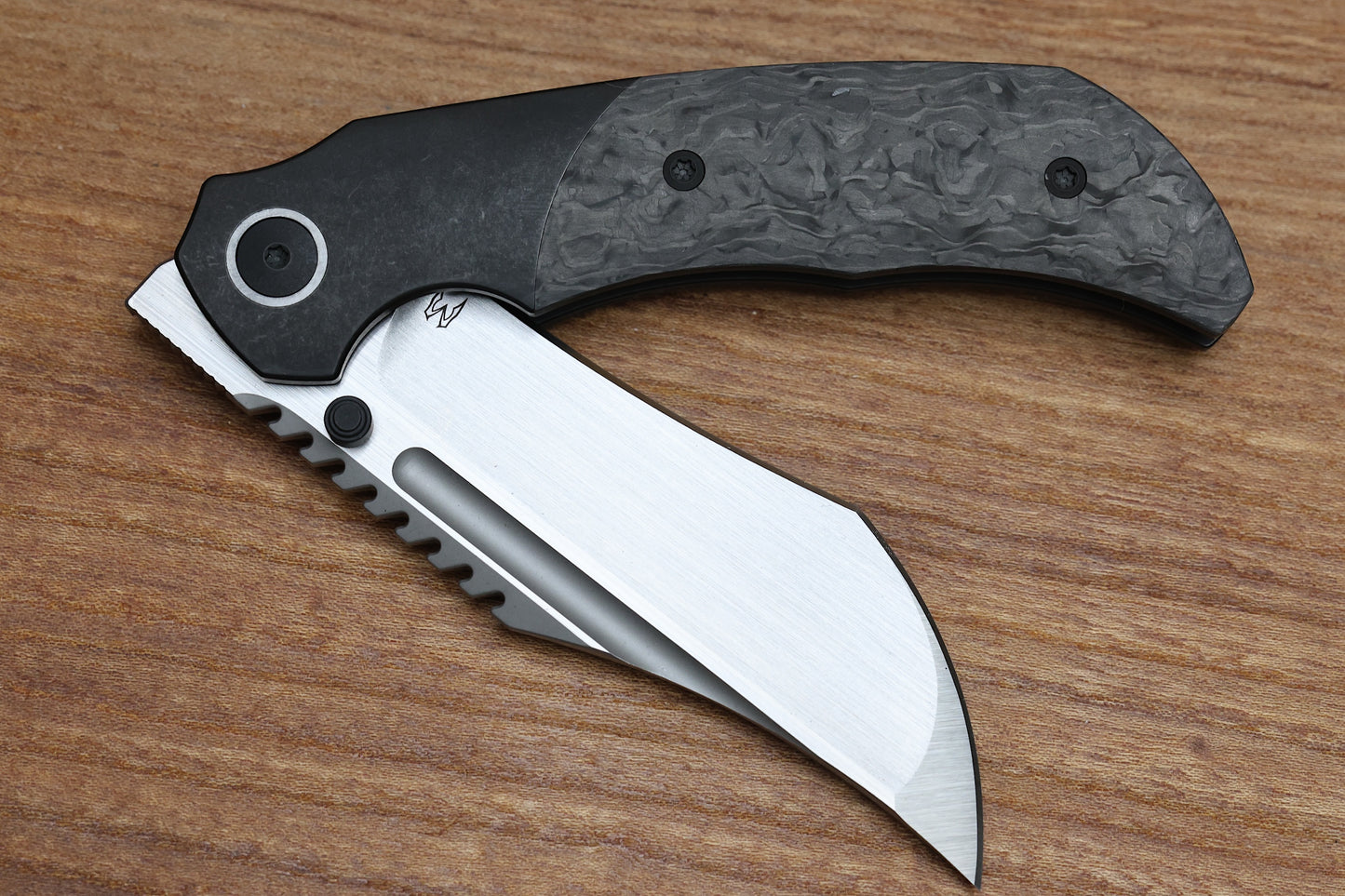 MERRIKEN KNIVES MINI ULTIMATUM - HAND RUB MAGNACUT BLADE GRIND NO. 2 - BLACK TECHNOCARBO/BLACK PVD TITANIUM