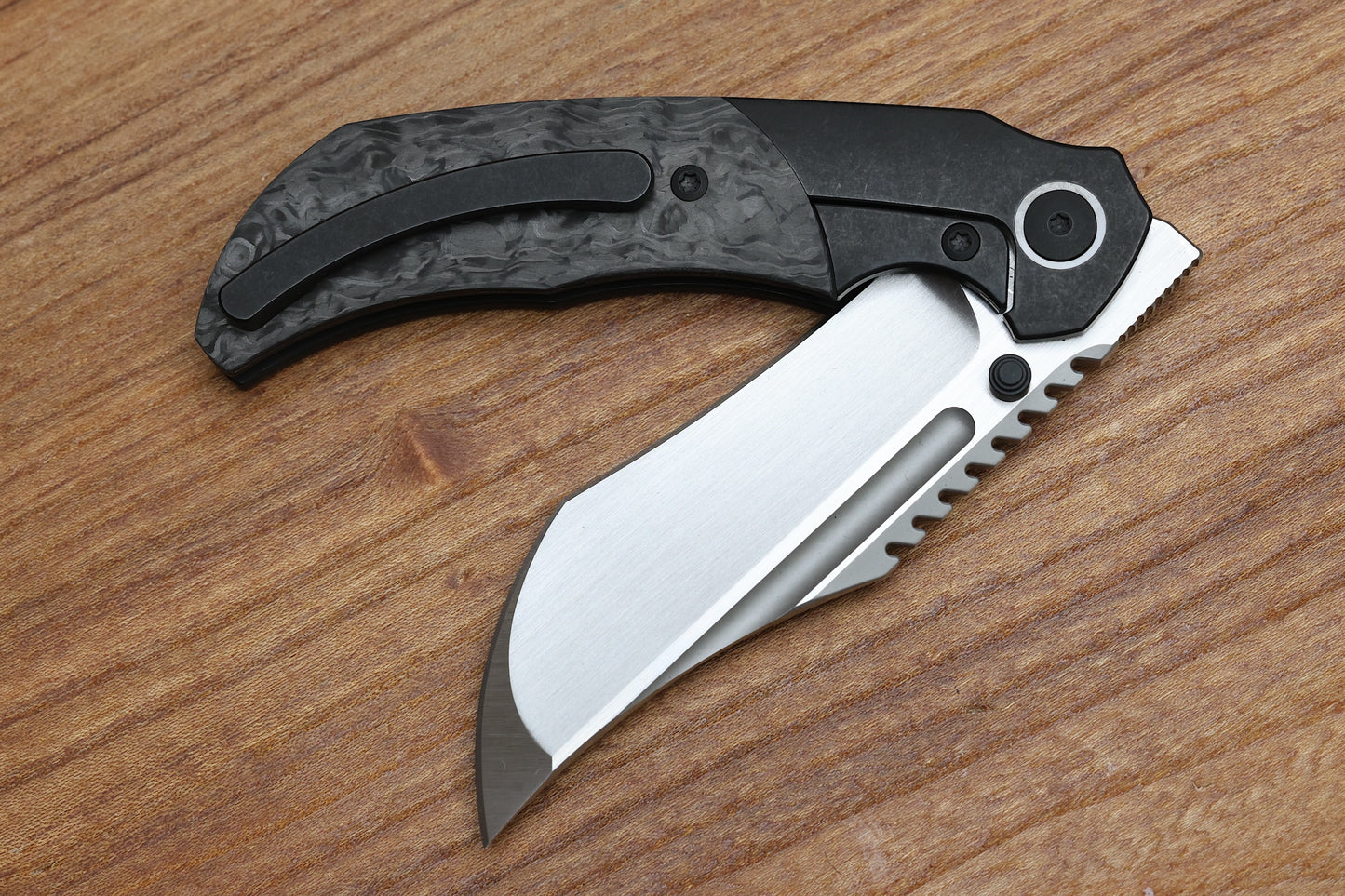 MERRIKEN KNIVES MINI ULTIMATUM - HAND RUB MAGNACUT BLADE GRIND NO. 2 - BLACK TECHNOCARBO/BLACK PVD TITANIUM