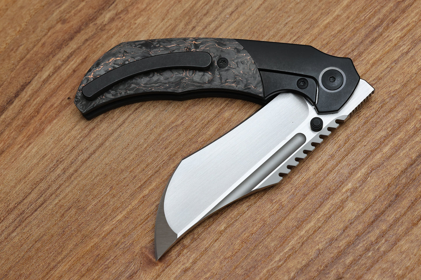 MERRIKEN KNIVES MINI ULTIMATUM - HAND RUB MAGNACUT BLADE GRIND NO. 2 - COPPER TECHNOCARBO/BLACK PVD TITANIUM