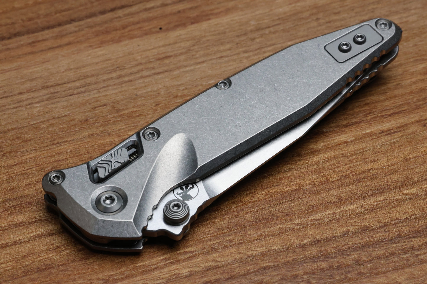 MICROTECH MARFIONE SELECT SOCOM RAM-LOK TITANIUM SLAB SIDE HANDLES W/ BLUE ACCENTS & SPEAR POINT STONEWASH M390MK 160RLS-10SMS3