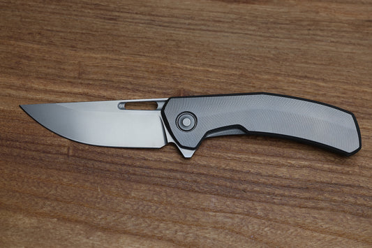 TACTILE KNIFE COMPANY ARCHER - TITANIUM TEXTURED HANDLE - MAGNACUT BLADE