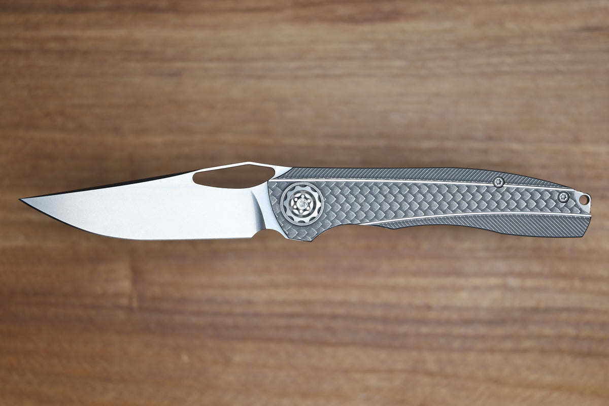 KODY EUTSLER INSET DUK DRAGONSCALE TITANIUM CPM154 BLADE (PREOWNED)