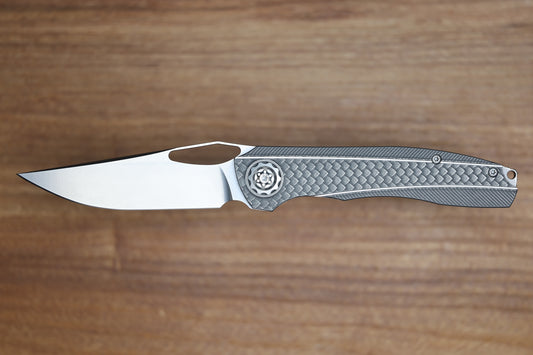 KODY EUTSLER INSET DUK DRAGONSCALE TITANIUM CPM154 BLADE (PREOWNED)