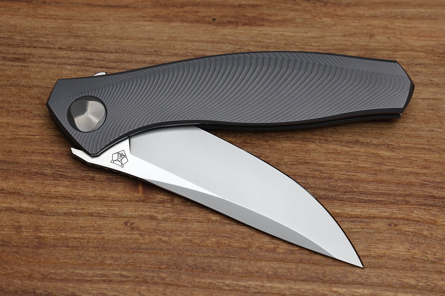 SHIROGOROV “LIMITED EDITION” SINKEVICH DESIGN BIO (DARK) – M398 BLADE – MRBS