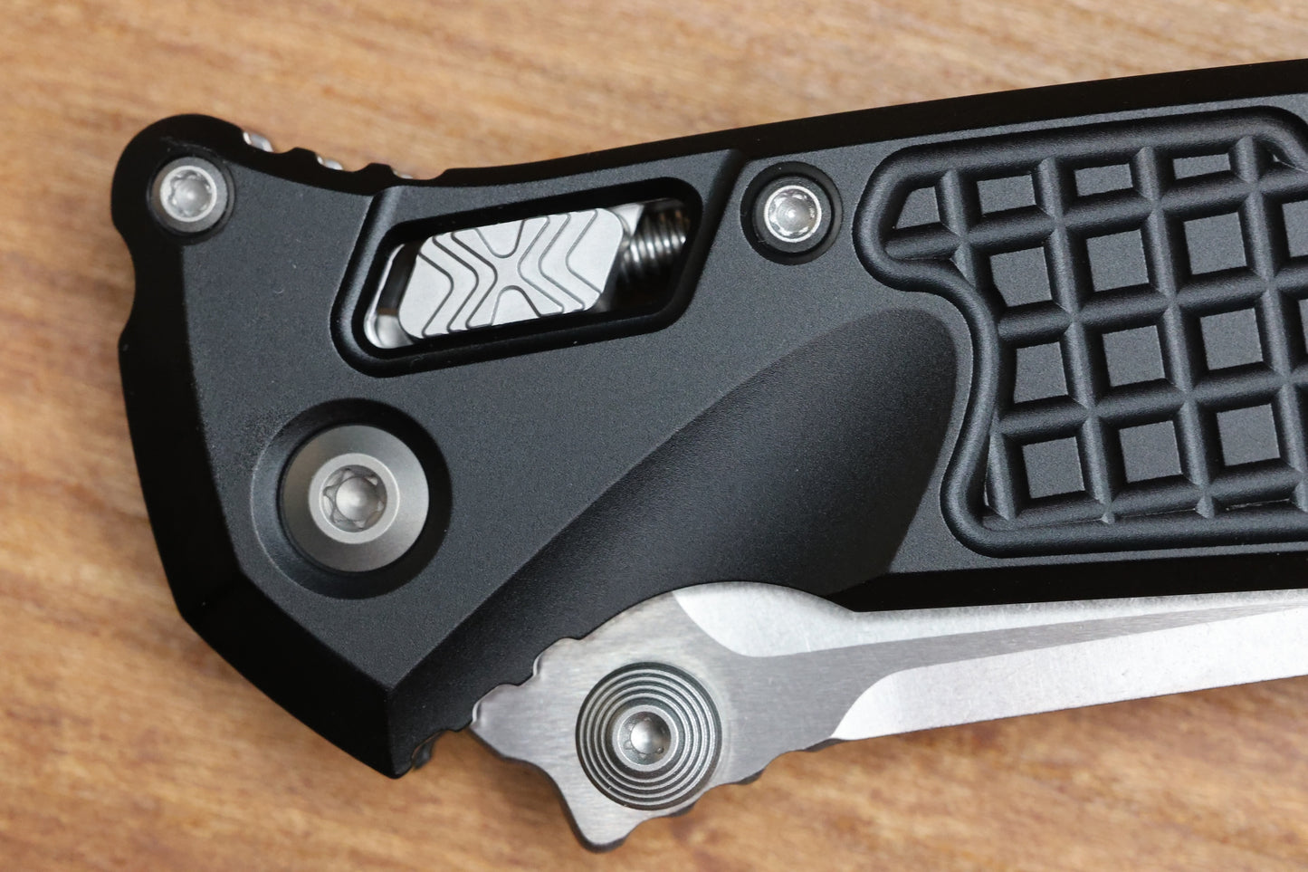 MICROTECH SOCOM RAM-LOK W/ ALUMINUM FRAG HANDLES & S/E STONEWASH M390MK 160RL-10FR