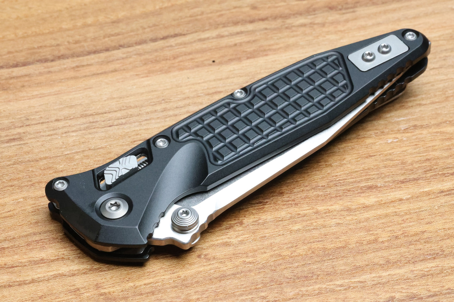 MICROTECH SOCOM RAM-LOK W/ ALUMINUM FRAG HANDLES & S/E STONEWASH M390MK 160RL-10FR