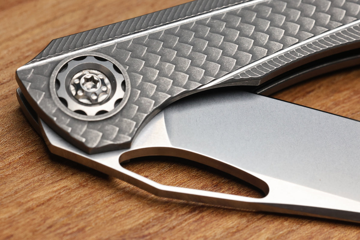 KODY EUTSLER INSET DUK DRAGONSCALE TITANIUM CPM154 BLADE (PREOWNED)
