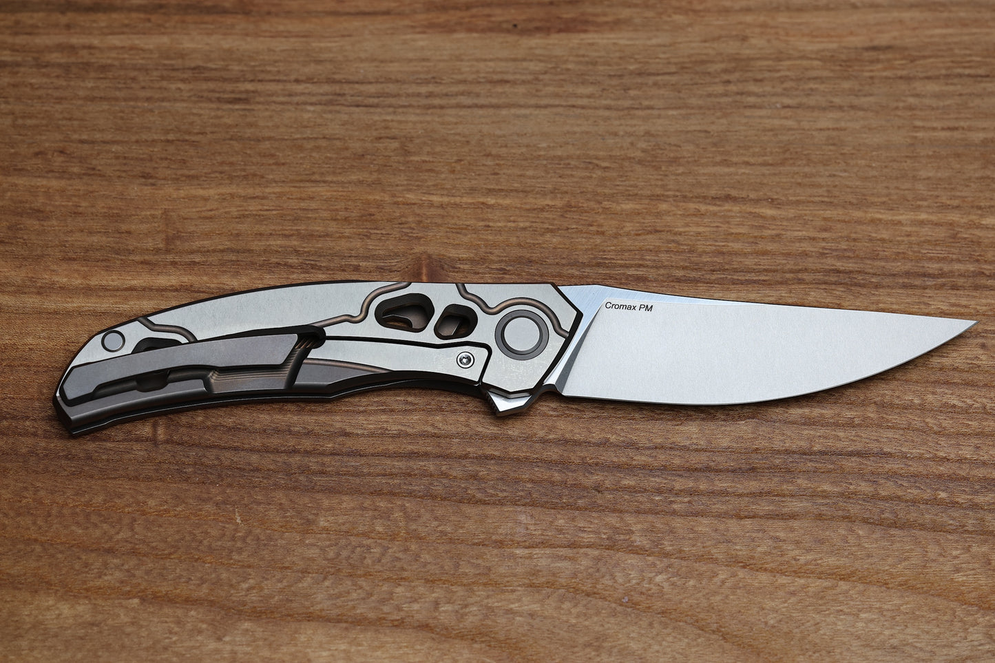 SHIROGOROV KNIVES / ALEXEY KONYGIN QUANTUM “CYBONIC PLAGUE” – CROMAX PM BLADE - SATIN/BRONZE – MRBS