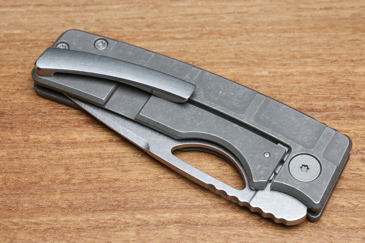 OZ MACHINE COMPANY ROOSEVELT MAG MILLED TITANIUM MAGNACUT BLADE #2285 (PREOWNED)