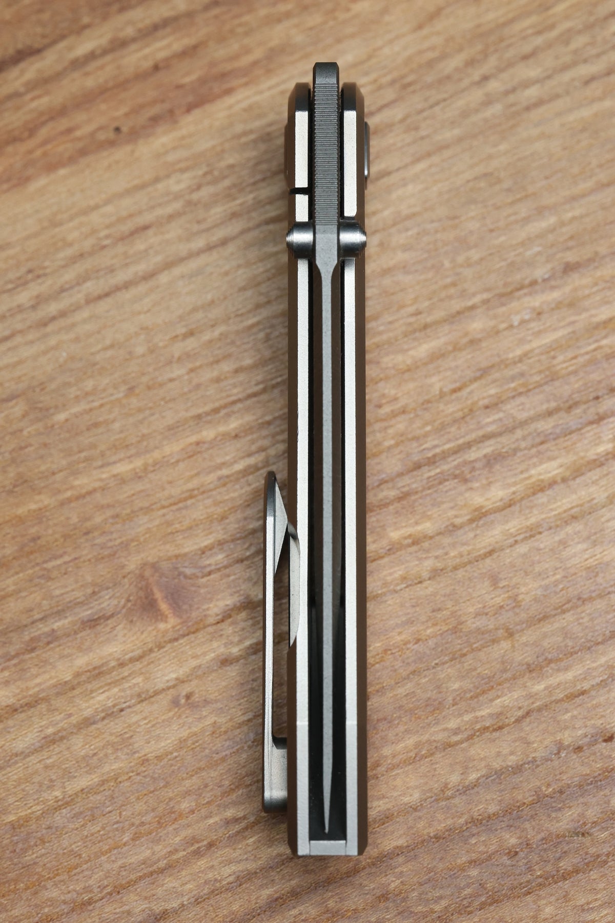 SHARKNIVCO WAKA DIAMOND BLAST TITANIUM FRAMELOCK HOLEY PATTERN RWL34 LASER ETCHED BLADE (PREOWNED)