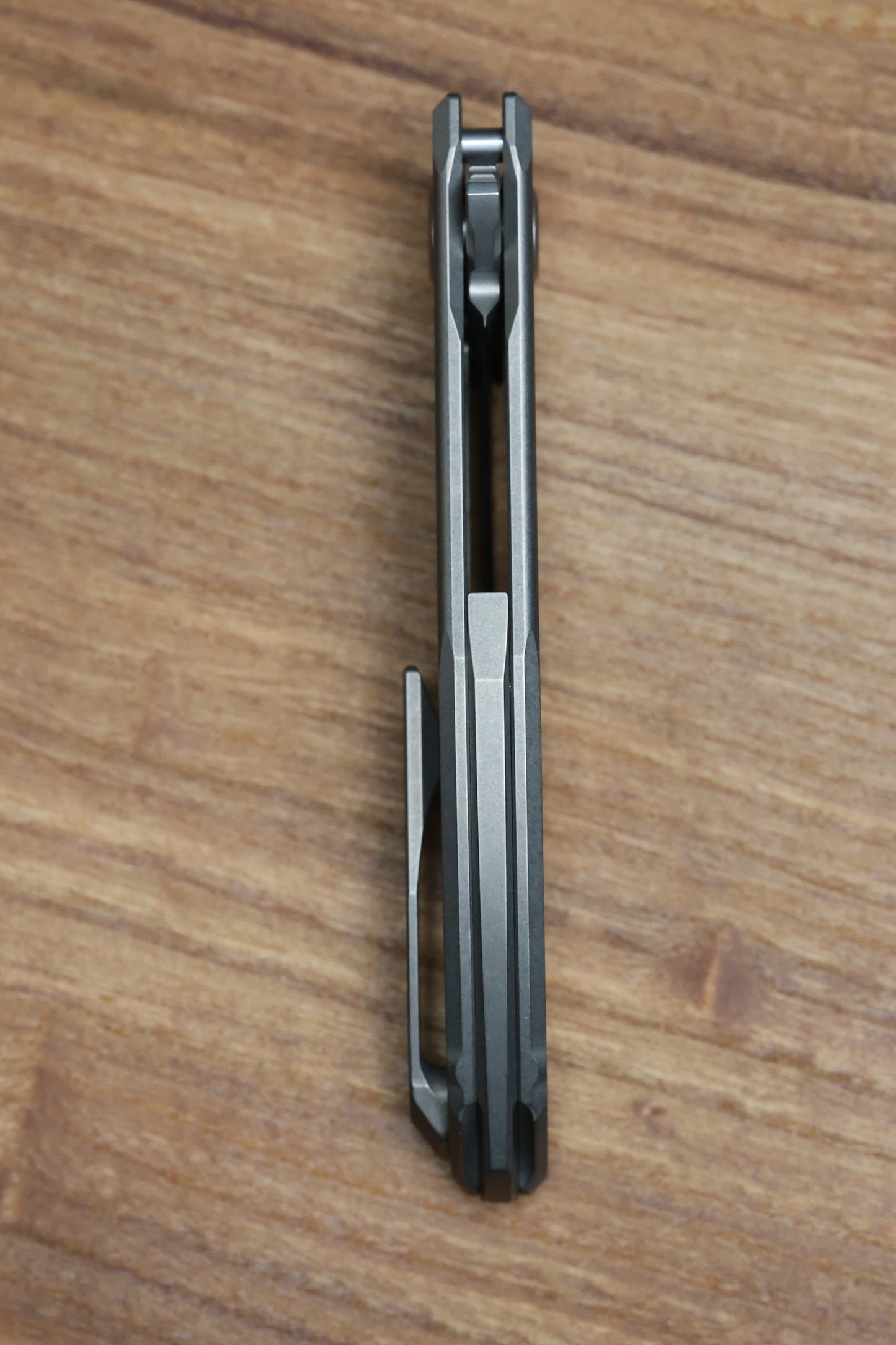 SHIROGOROV NEON LITE LEFTY – ELMAX BLADE – TITANIUM HANDLE – MRBS