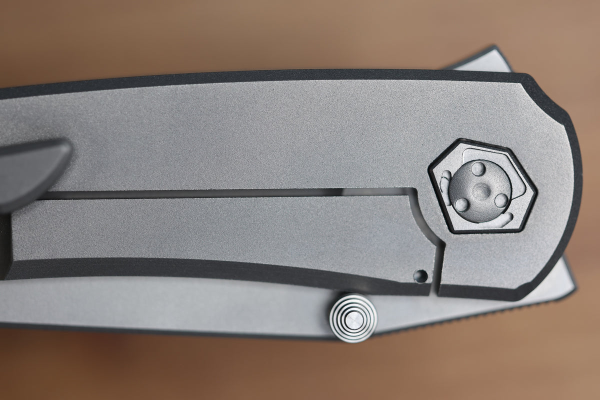 SHARKNIVCO WAKA V5 TITANIUM FRAME LOCK ZIRBLAST RWL34 BLADE