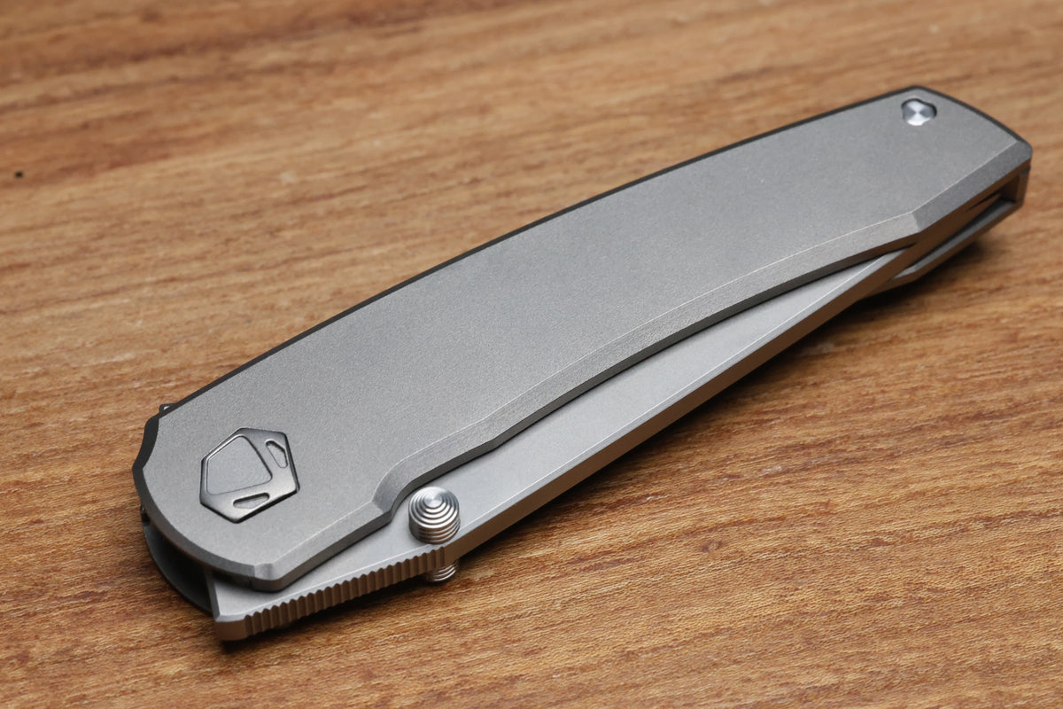 SHARKNIVCO WAKA V5 TITANIUM FRAME LOCK ZIRBLAST RWL34 BLADE