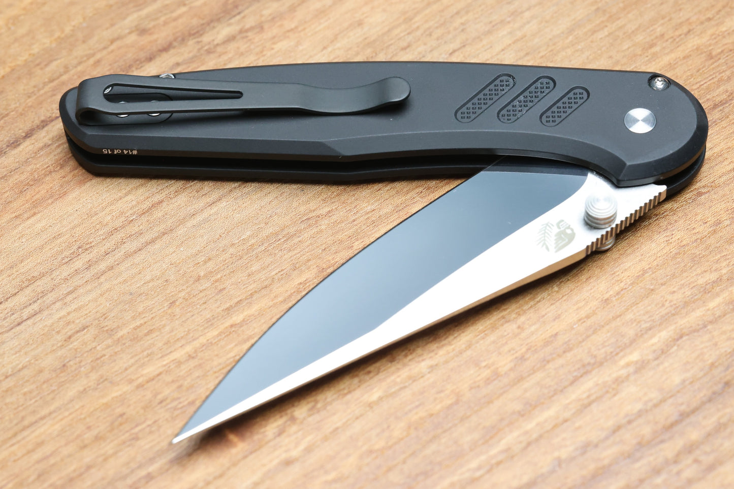 PRO-TECH KNIVES PEACE NEIGHBOR AVALON BLACK ALUMINUM AND MIRROR POLISHED BLADE CUSTOM 002