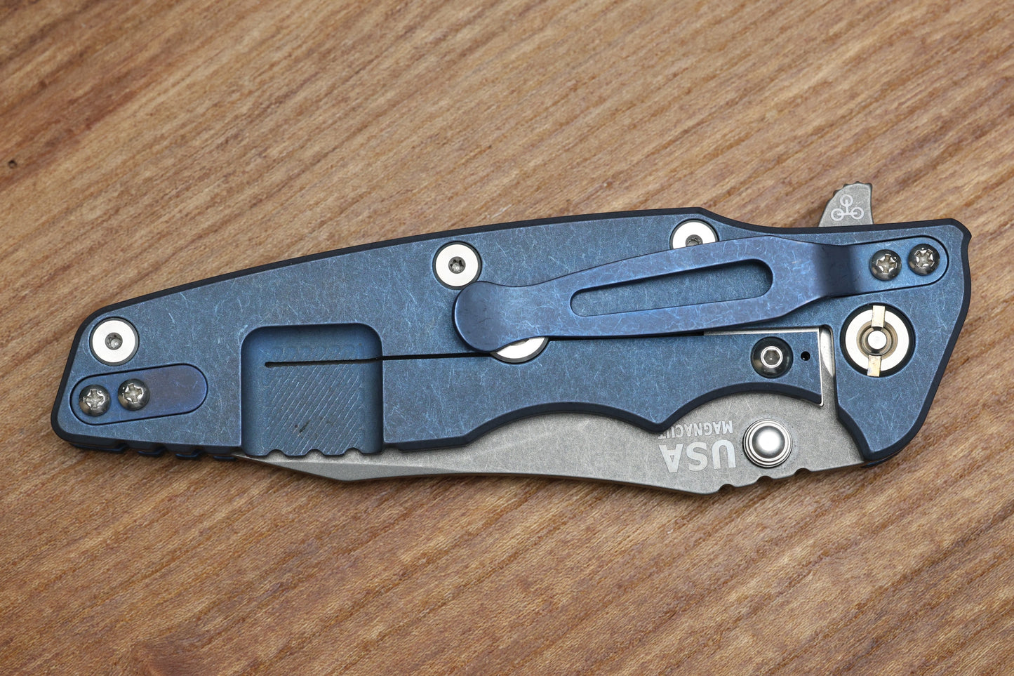 HINDERER KNIVES EKLIPSE 3.5" - MAGNACUT SKINNY SLICER - HOLLOW GRIND - TRI-WAY - BATTLE BLUE - BLUE/BLACK G10