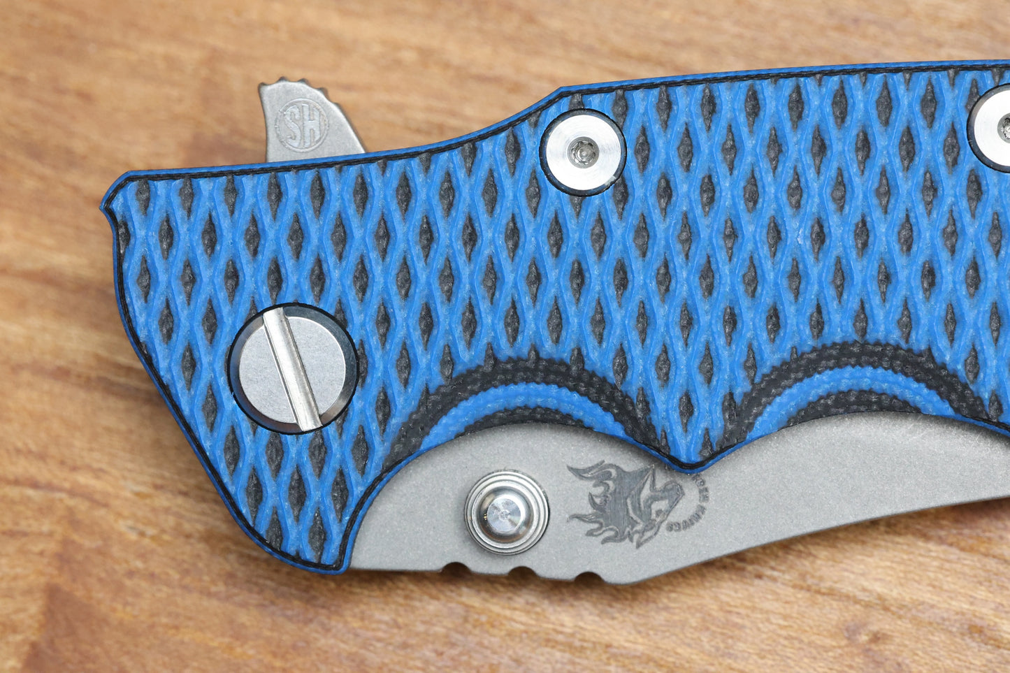 HINDERER KNIVES EKLIPSE 3.5" - MAGNACUT SKINNY SLICER - HOLLOW GRIND - TRI-WAY - BATTLE BLUE - BLUE/BLACK G10