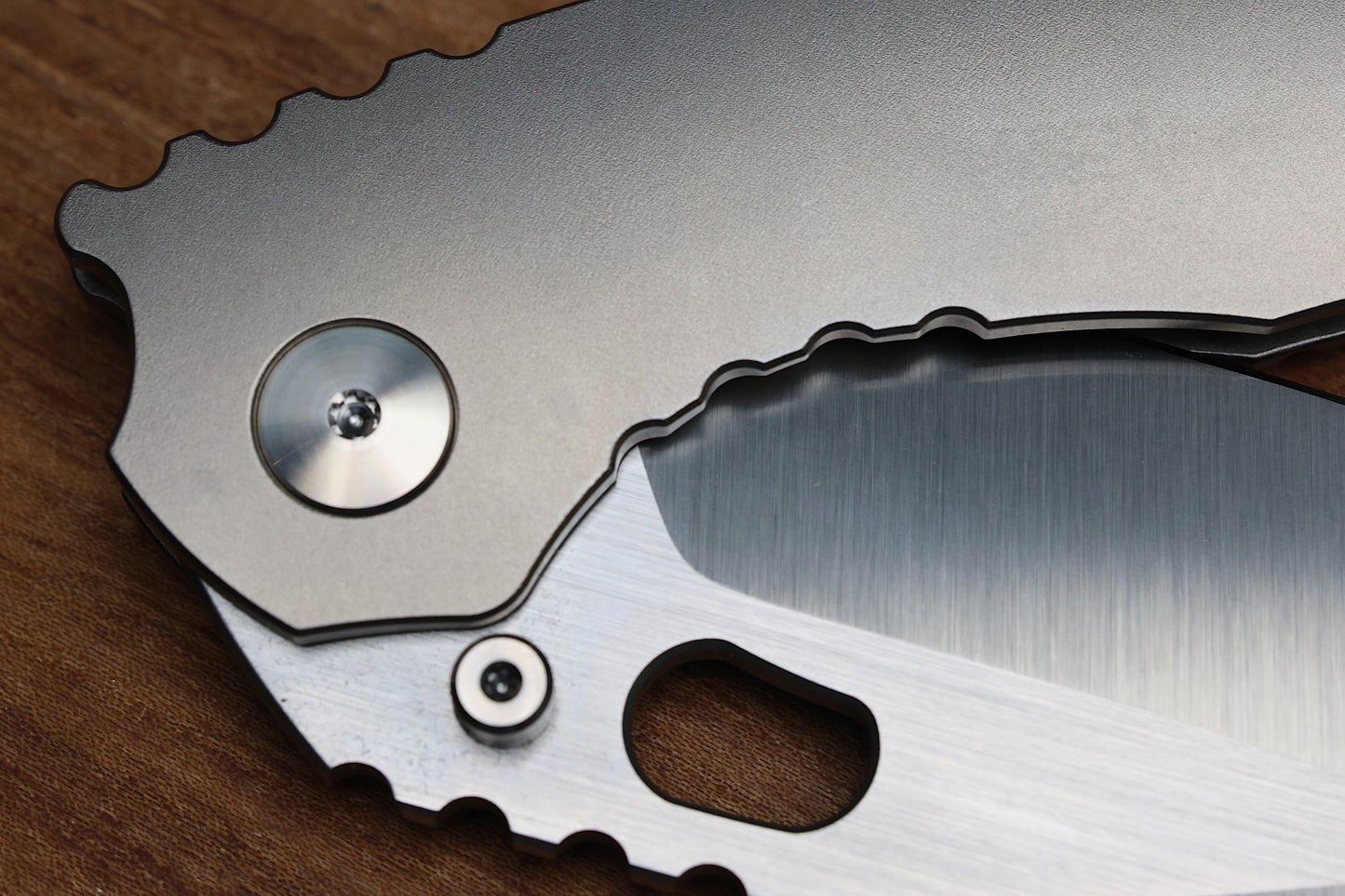 DALIBOR BERGAM DRACO W/ TITANIUM INTEGRAL HANDLE & SATIN S90V