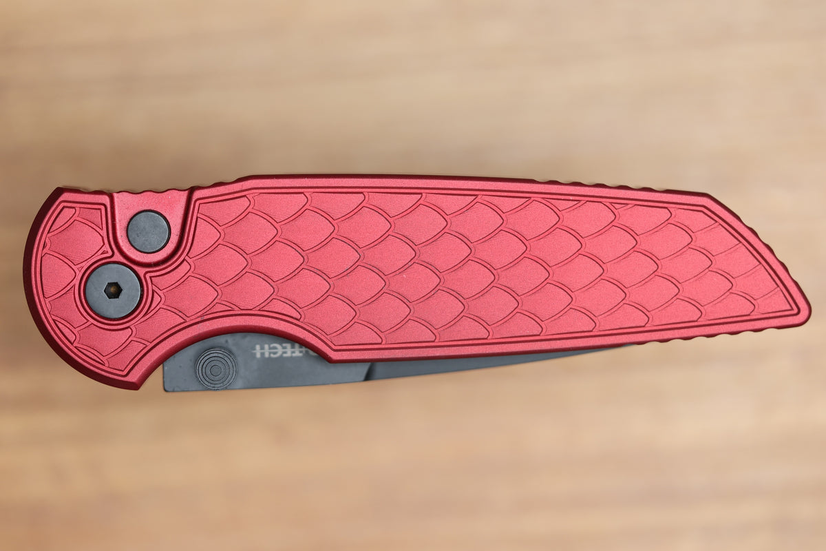 PRO-TECH TR-3 INTEGRITY MANUAL RED ALUMINUM RELIC HANDLES W/ DLC MAGNACUT INT1106-REPTILE RED