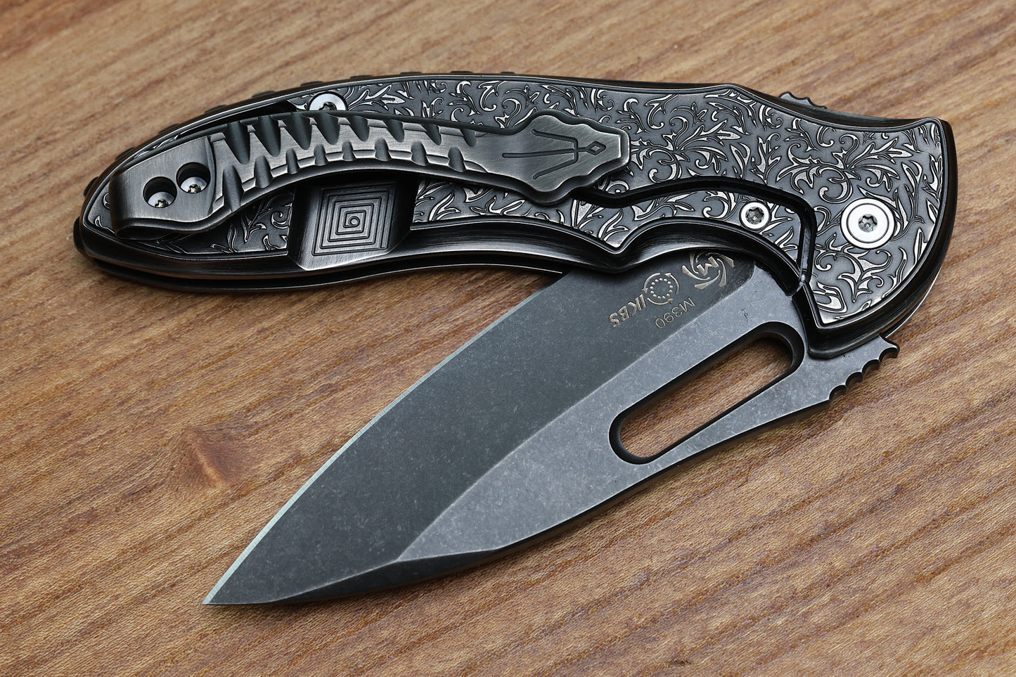 MECHFORCE KNIVES SENTRY RICK LALA COLLAB PVD BLACK SCROLL PATTERN TITANIUM & PVD BLACK M390