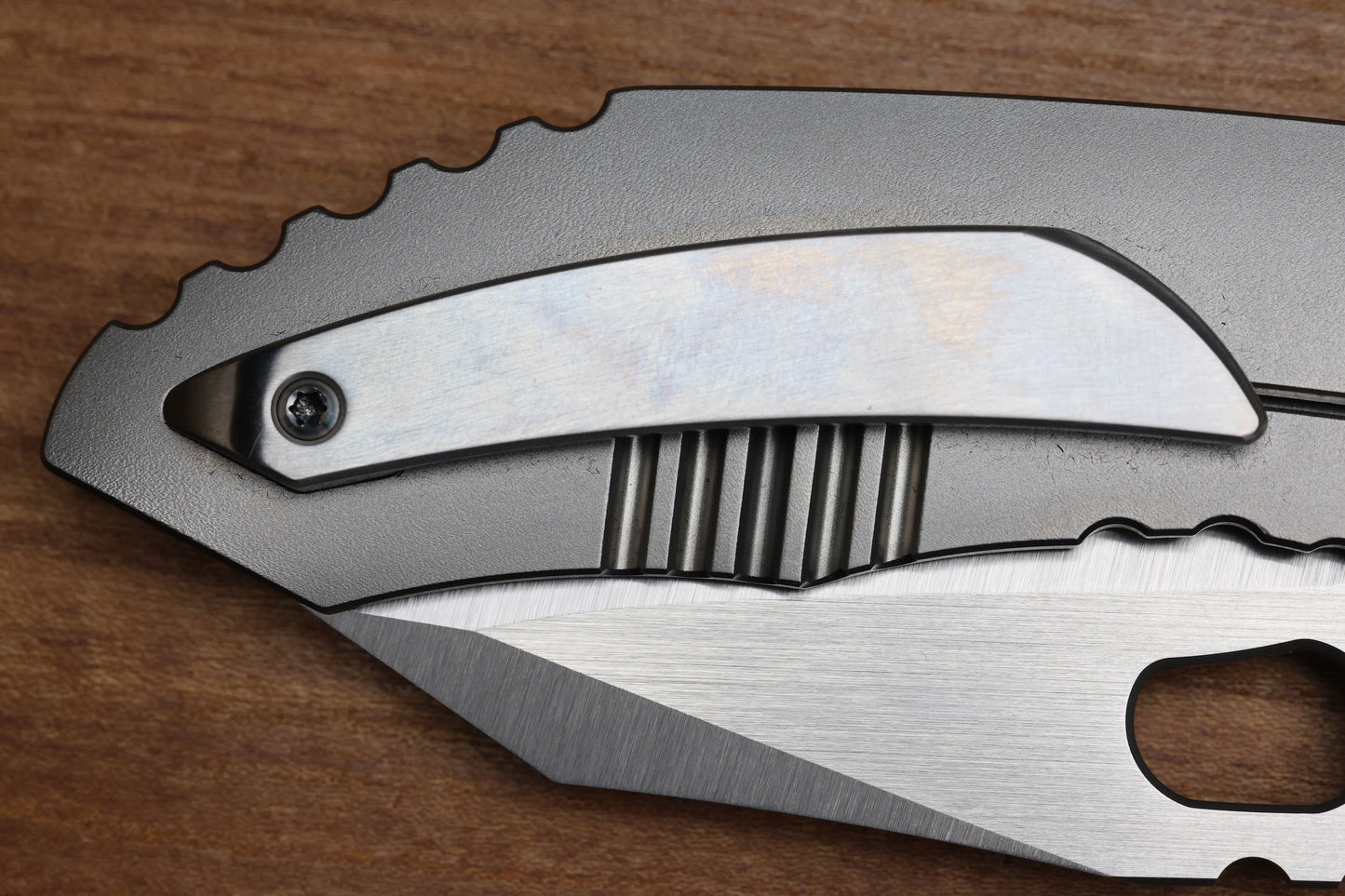 DALIBOR BERGAM DRACO W/ TITANIUM INTEGRAL HANDLE & SATIN S90V