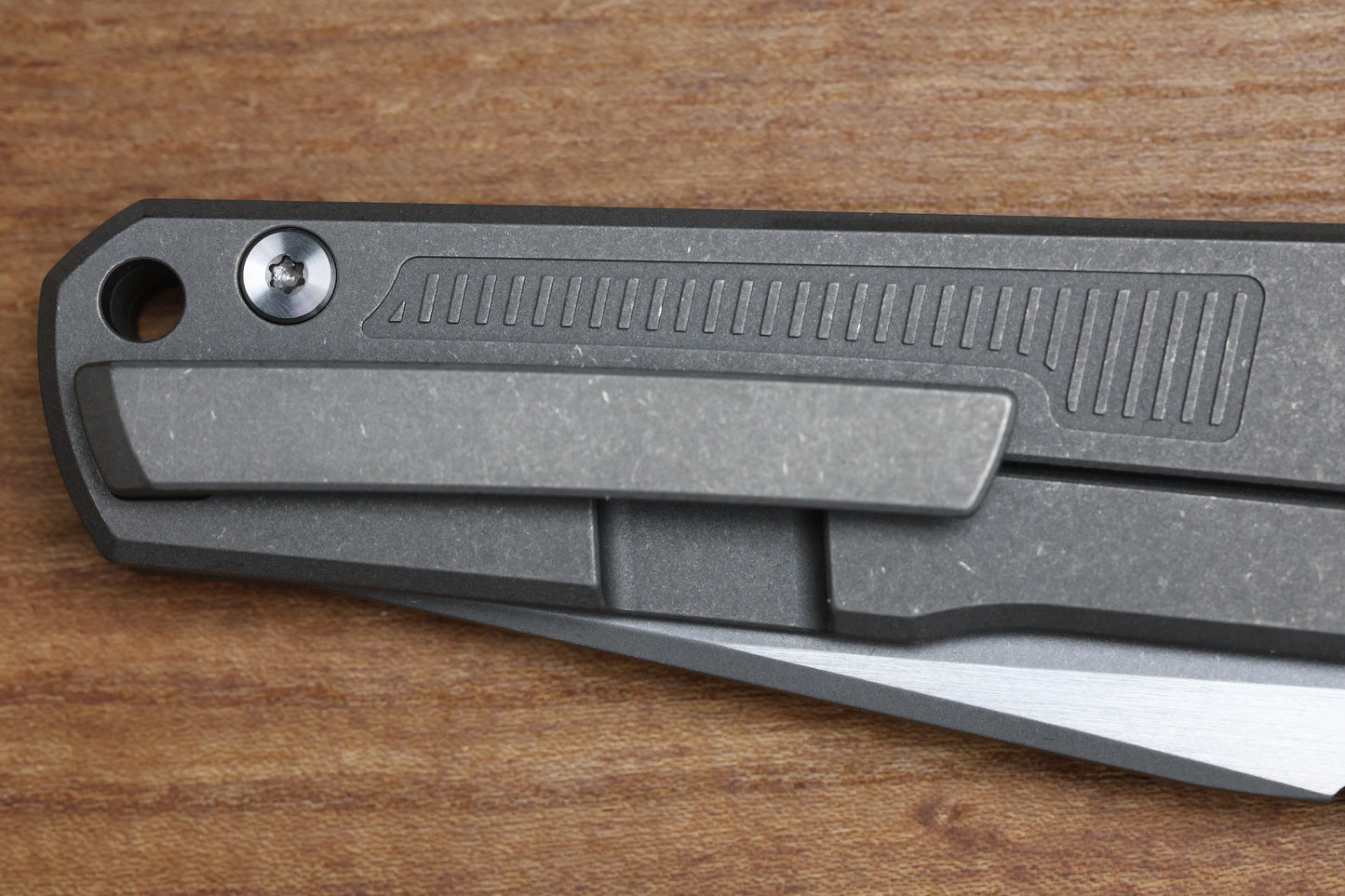 BMKT EXPLORER NF SPEC 1 - MILLED PATTERN TITANIUM  HANDLE WITH S90V BLADE