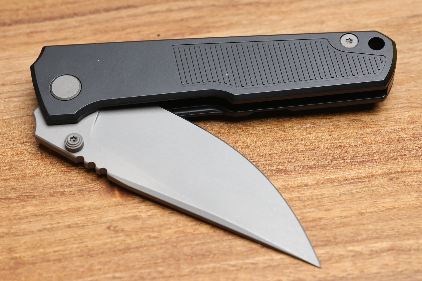 BMKT EXPLORER NF SPEC 2 - MILLED PATTERN BLACK PVD TITANIUM HANDLE WITH S90V BLADE