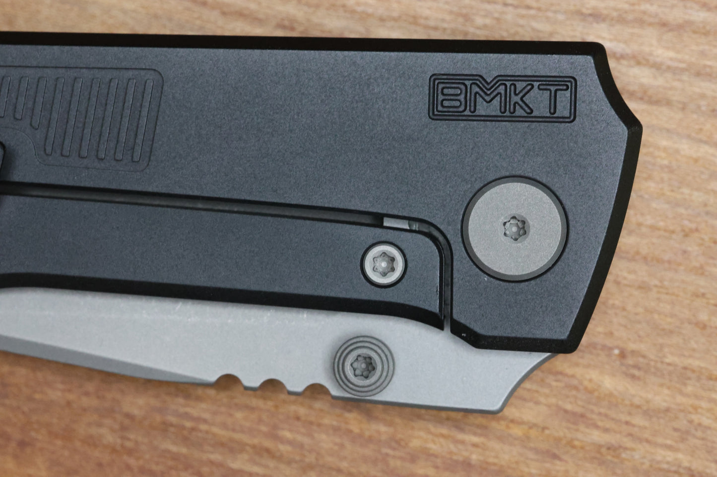 BMKT EXPLORER NF SPEC 2 - MILLED PATTERN BLACK PVD TITANIUM HANDLE WITH S90V BLADE