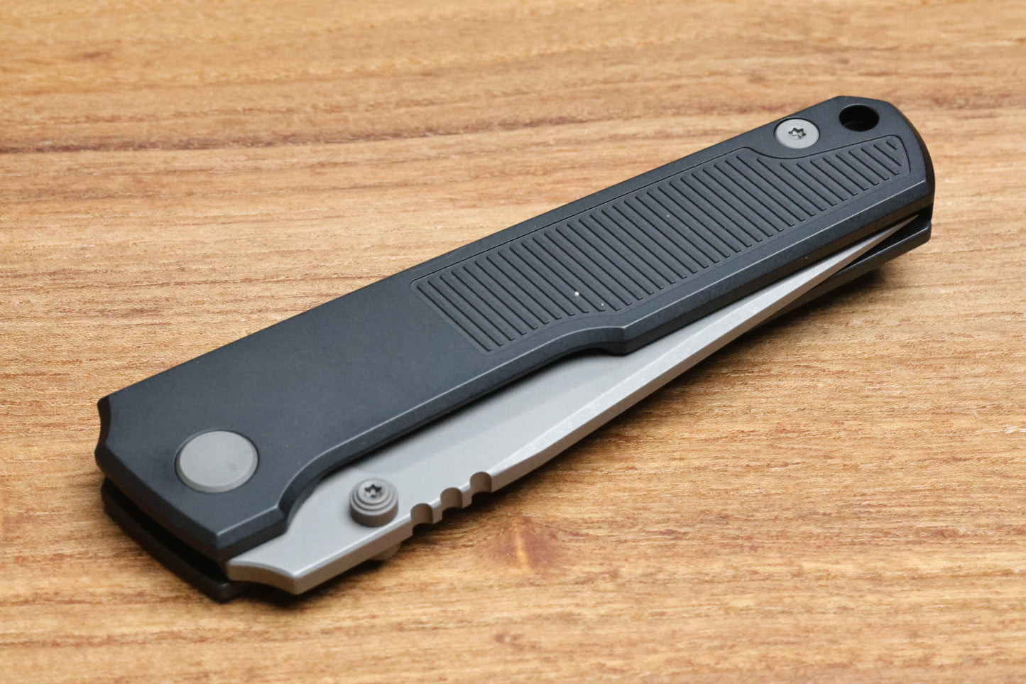 BMKT EXPLORER NF SPEC 2 - MILLED PATTERN BLACK PVD TITANIUM HANDLE WITH S90V BLADE