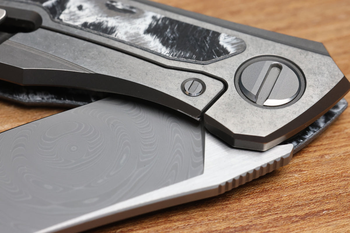 SHIROGOROV KNIVES QUANTIUM WKM - TITANIUM/WHITE CARBOTI HANDLE - ZDI-E BLADE - MRBS (PREOWNED)