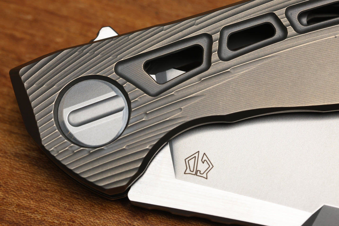 SHIROGOROV NEONIX CUSTOM DIVISION - M398 BLADE - TITANIUM HANDLE - SRRBS
