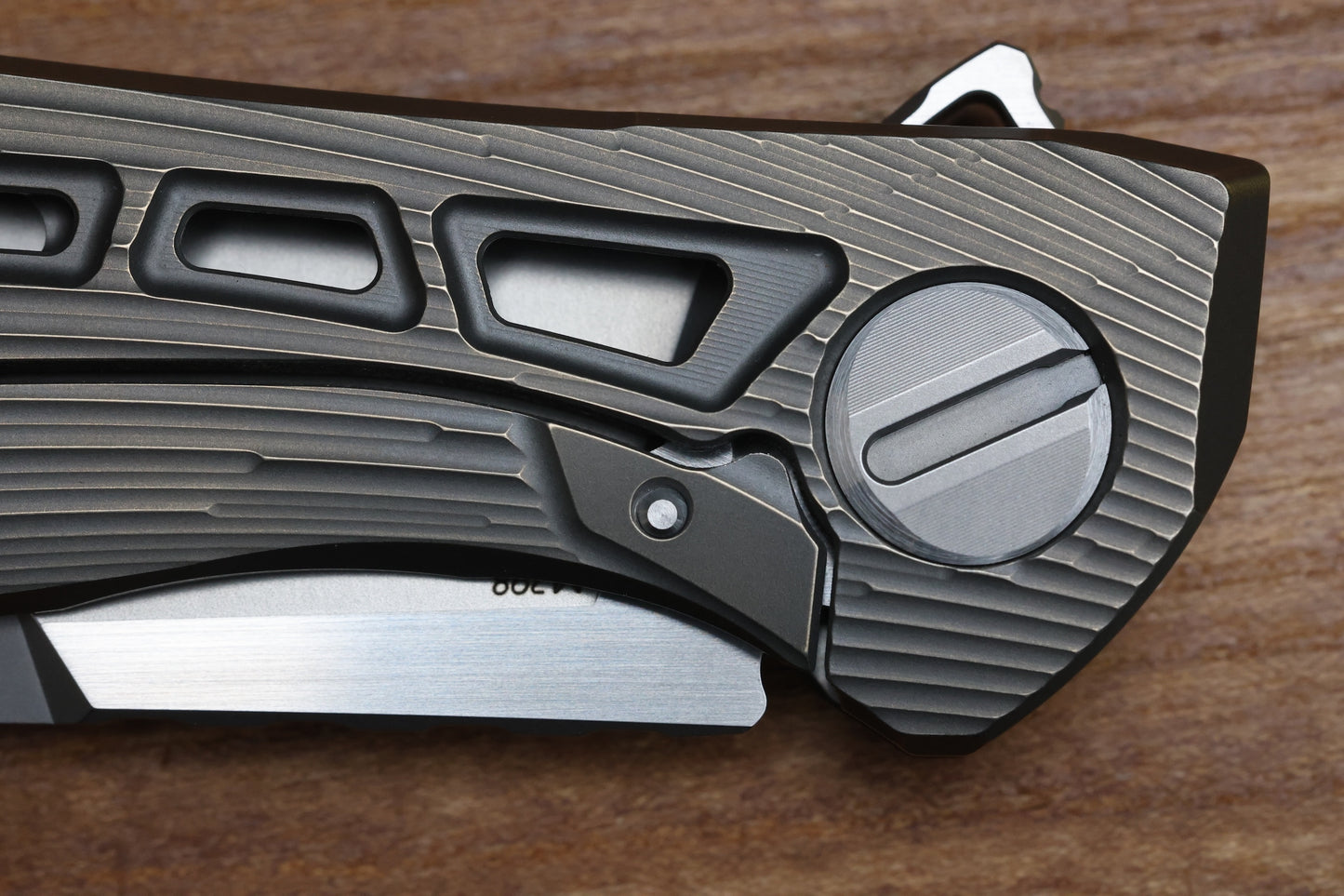 SHIROGOROV NEONIX CUSTOM DIVISION - M398 BLADE - TITANIUM HANDLE - SRRBS