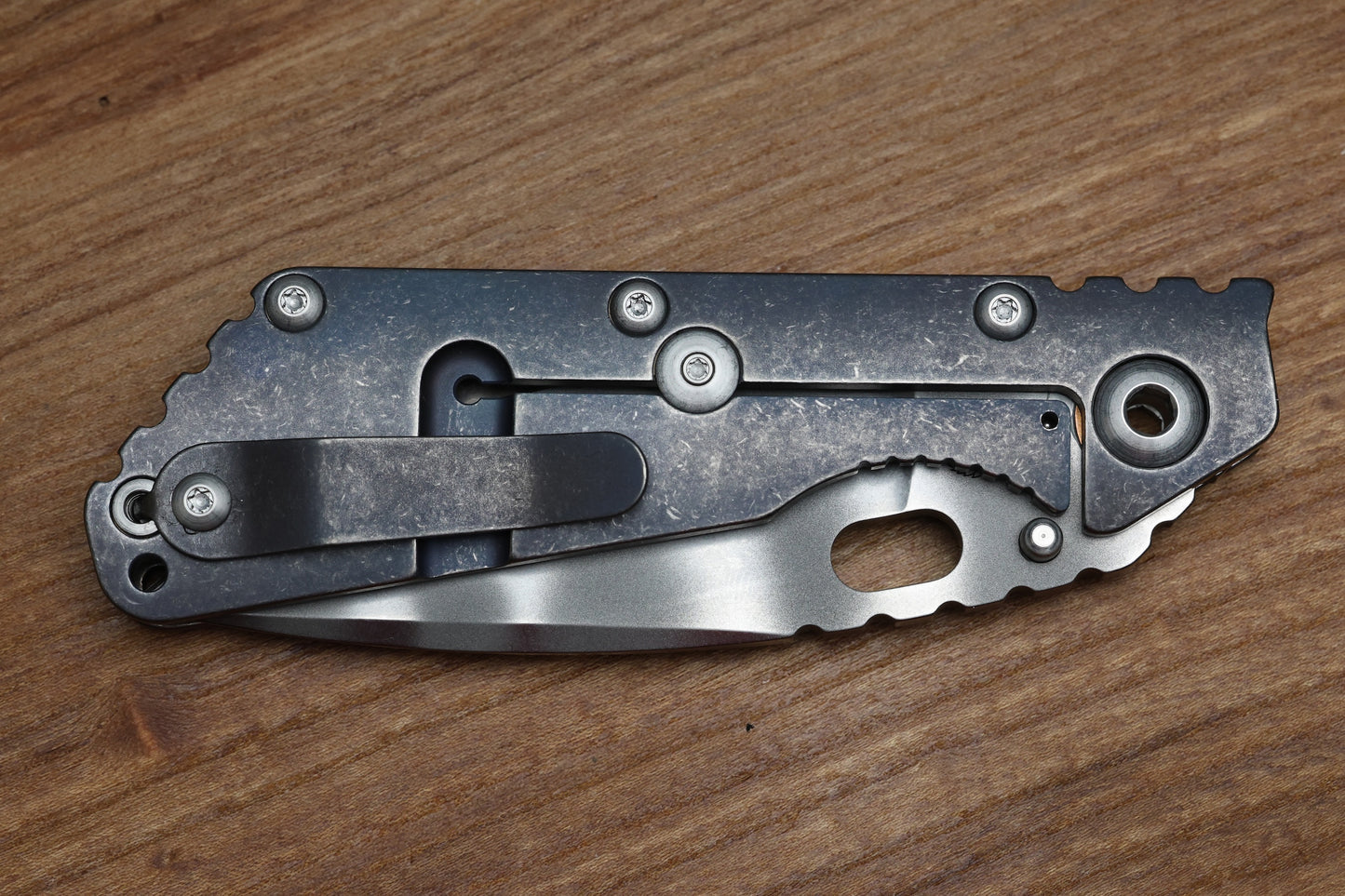 STRIDER KNIVES SMF CC TIGER STRIPE 20CV SPEARPOINT