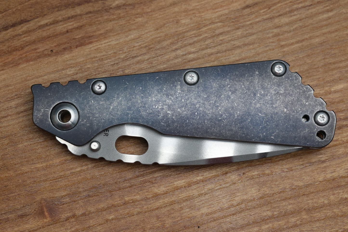 STRIDER KNIVES SMF CC TIGER STRIPE 20CV SPEARPOINT