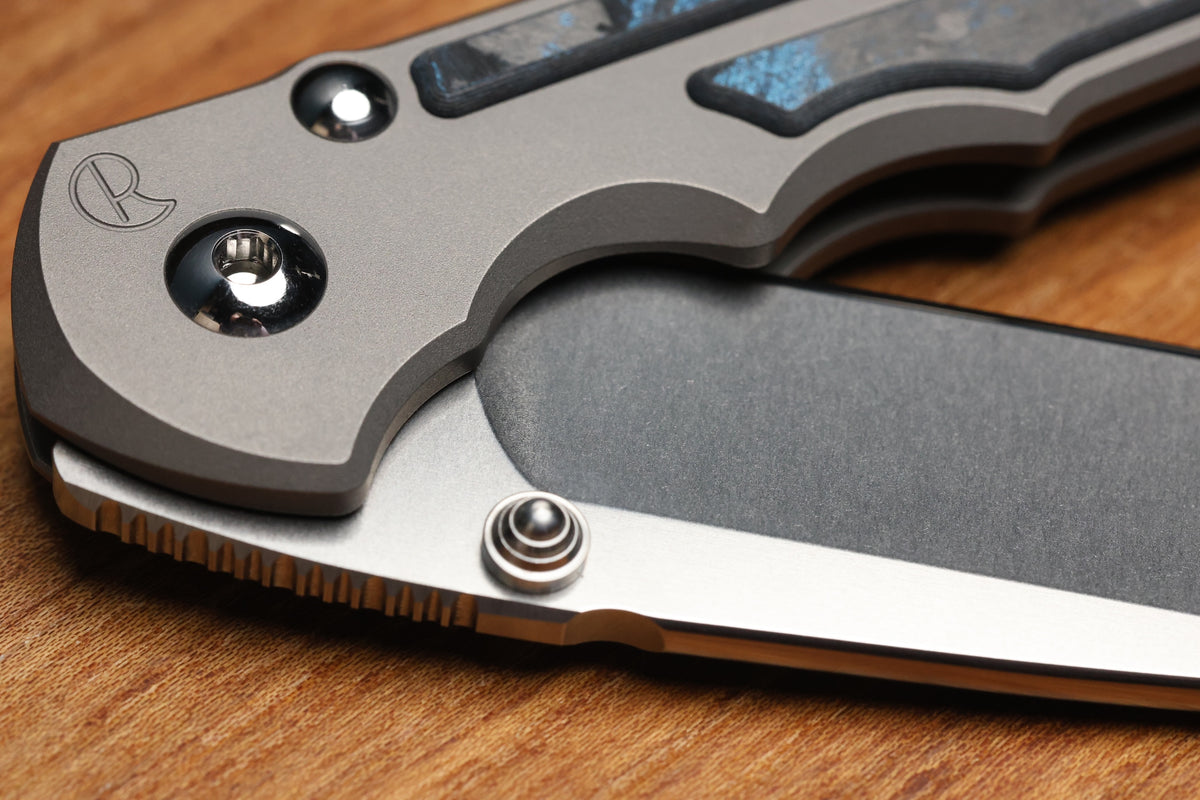 CHRIS REEVE LARGE INKOSI - OCEAN BLUE CARBOTI INLAY - DROP POINT CPM MAGNACUT BLADE - MIM CLIP - R1 INVITATIONAL 2026