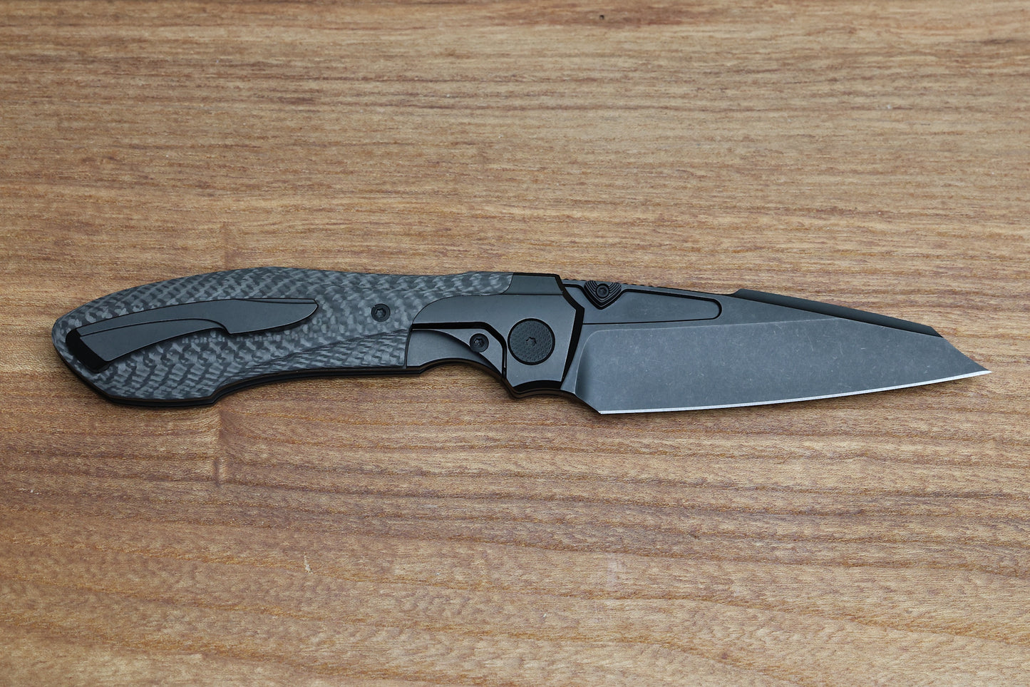 NULL KNIVES VOODOO - BLACK PVD/LIGHT STONEWASH TI/WEAVE CARBON FIBER HANDLE - BLACK PVD/LIGHT STONEWASH M390 BLADE