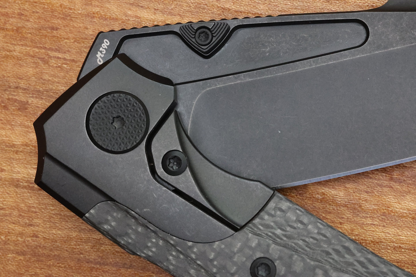 NULL KNIVES VOODOO - BLACK PVD/LIGHT STONEWASH TI/WEAVE CARBON FIBER HANDLE - BLACK PVD/LIGHT STONEWASH M390 BLADE