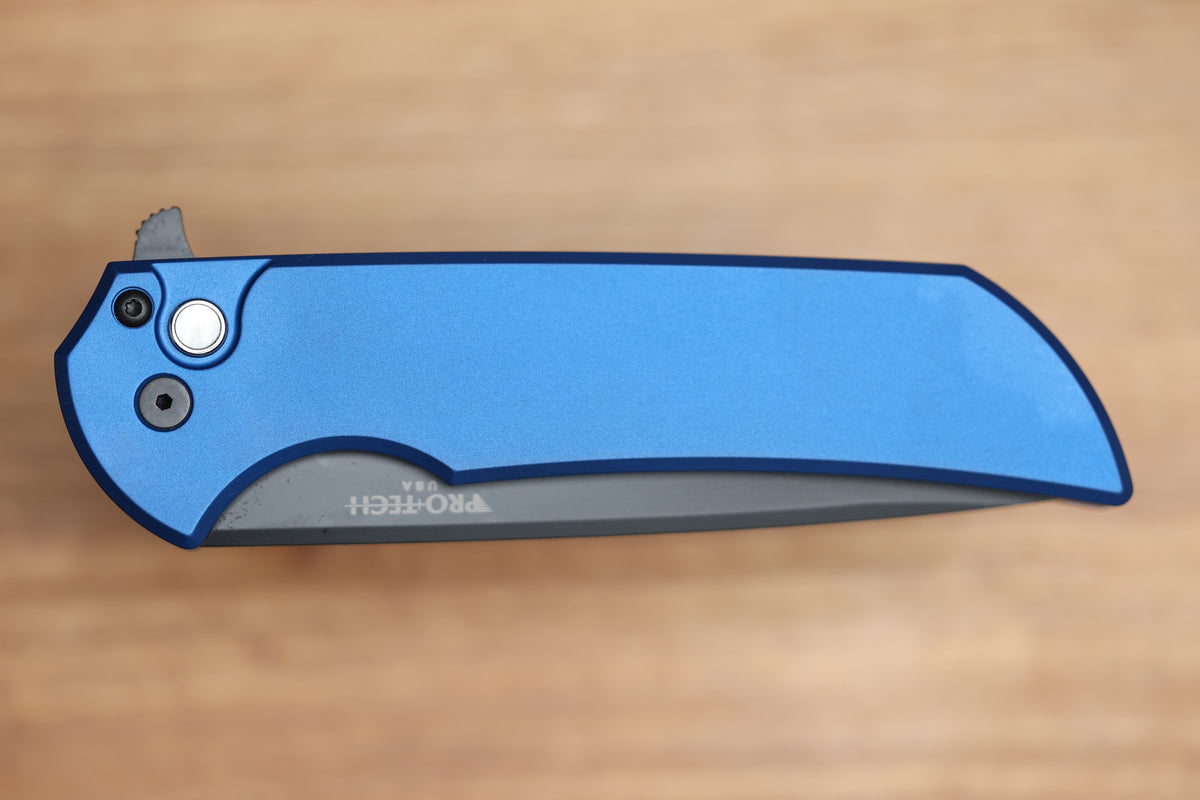 PRO-TECH MORDAX BLUE HANDLES W/ BLACK LIP PEARL BUTTON & DLC MAGNACUT MX103-LTD BLUE
