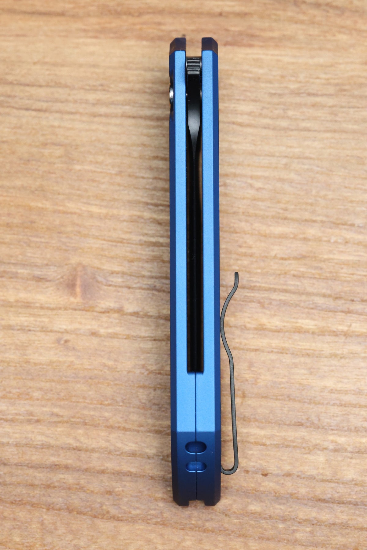 PRO-TECH MORDAX BLUE HANDLES W/ BLACK LIP PEARL BUTTON & DLC MAGNACUT MX103-LTD BLUE