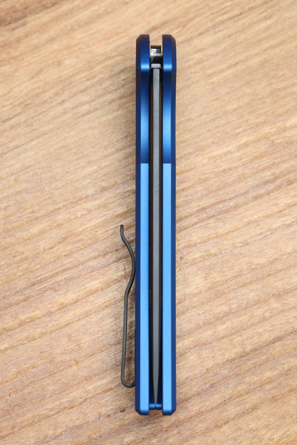 PRO-TECH MORDAX BLUE HANDLES W/ BLACK LIP PEARL BUTTON & DLC MAGNACUT MX103-LTD BLUE