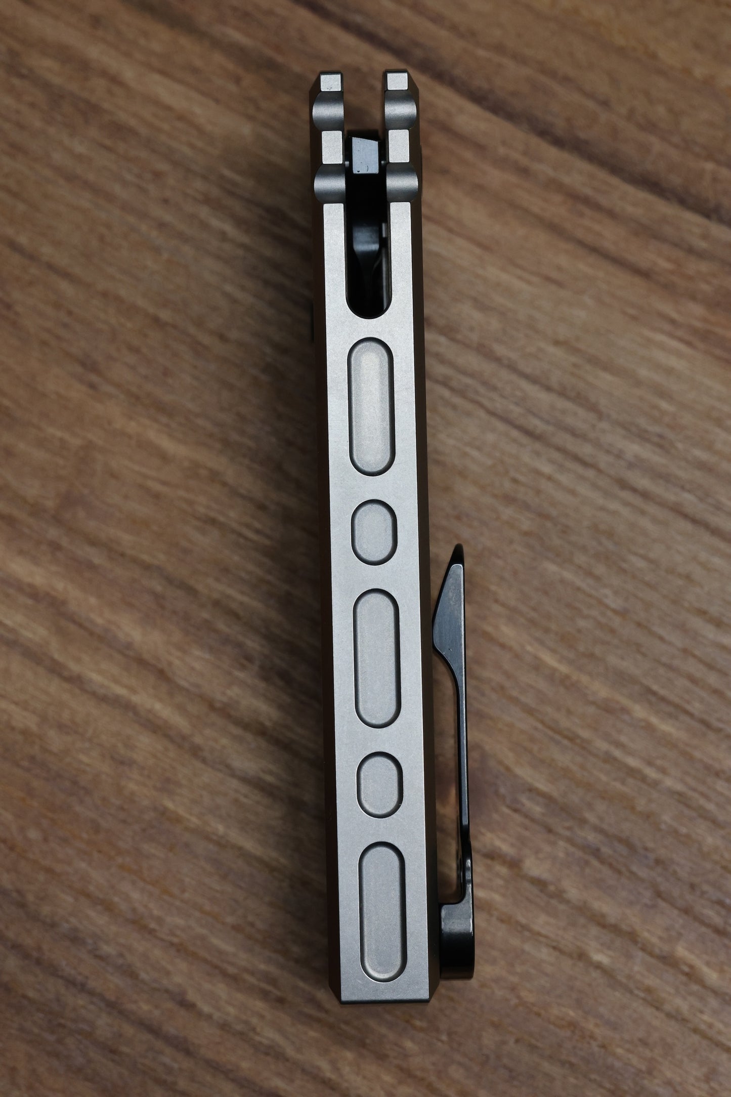 CHAVES KNIVES REDENCION 229 BRIGHT STONEWASH DLC W/ TITANIUM INTEGRAL HANDLE W/ MAGNETIC TI INLAYS & TANTO M390