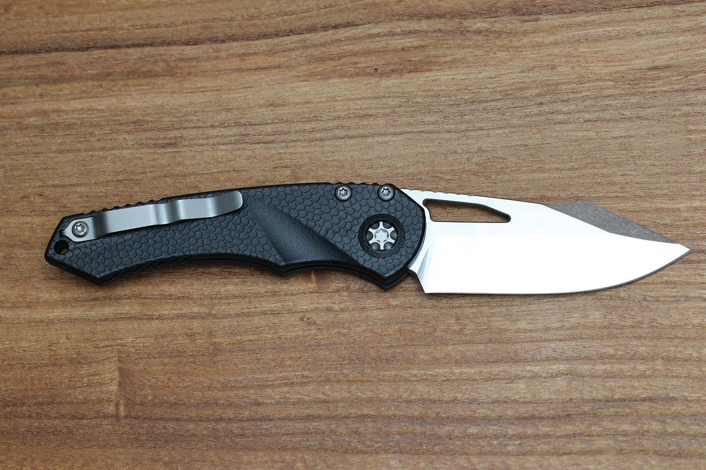 HERETIC KNIVES MINI PARIAH M/A BUTTON LOCK BLACK POLYMER HANDLES W/ STONEWASH S/E MAGNACUT H052-2A