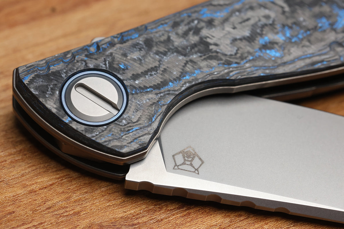SHIROGOROV F3 FB - SPECIAL EDITION - 2025 - "GLACIER" TECHNOCARBO HANDLE - MAGNACUT BLADE - MRBS (PREOWNED)