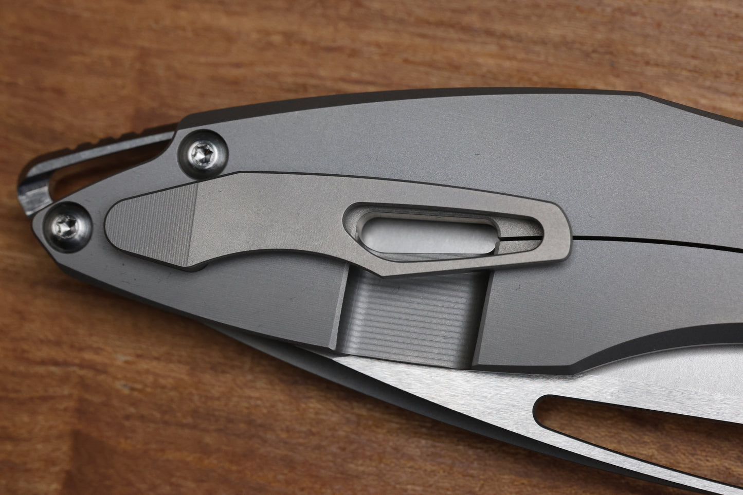 KOENIG KNIVES ARIUS - NON FLIPPER - SMOOTH TITANIUM HANDLE - SILVER HARDWARE - BURNISHED W/ POLISHED FLATS M390 BLADE