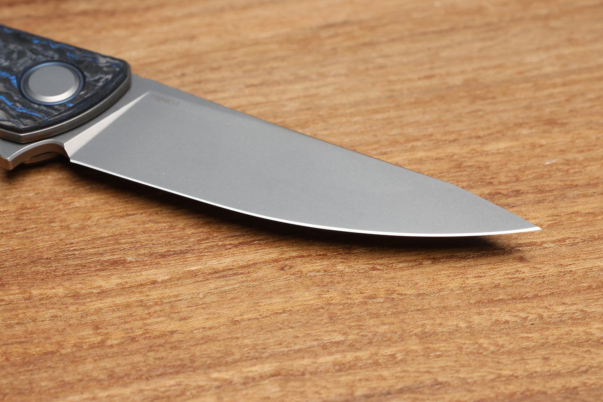 SHIROGOROV F3 FB - SPECIAL EDITION - 2025 - "GLACIER" TECHNOCARBO HANDLE - MAGNACUT BLADE - MRBS (PREOWNED)
