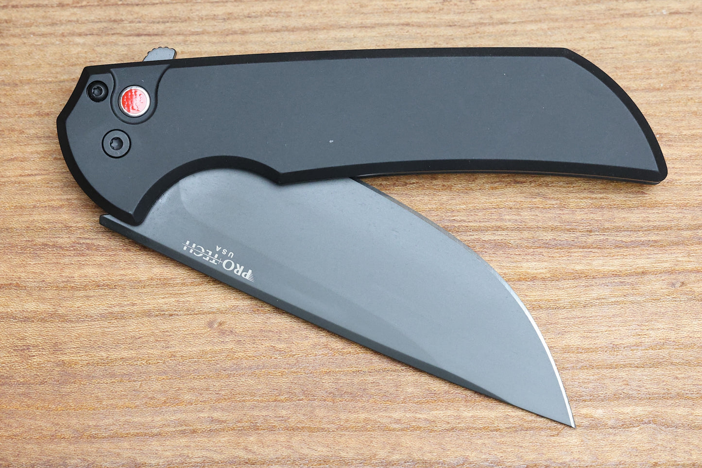 PRO-TECH MORDAX BLACK HANDLE & BLACK DLC MAGNACUT BLADE 2024 BLADEWEST.01