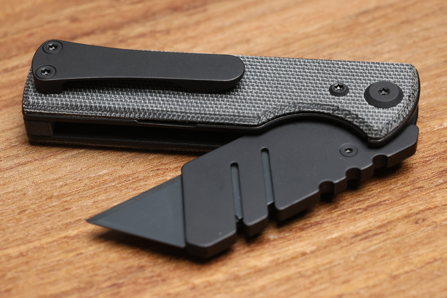 CHAVES KNIVES BLUE LABEL CHUB FLIPPER LINER LOCK KNIFE BLACK MICARTA 1" UTILITY BLADE BLACKOUT